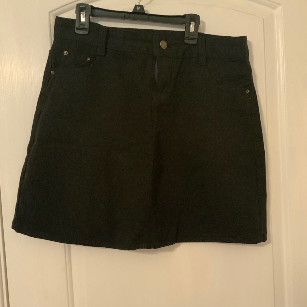 Black skirt